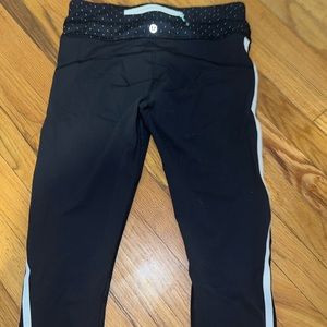 Lululemon cropped leggings size 6